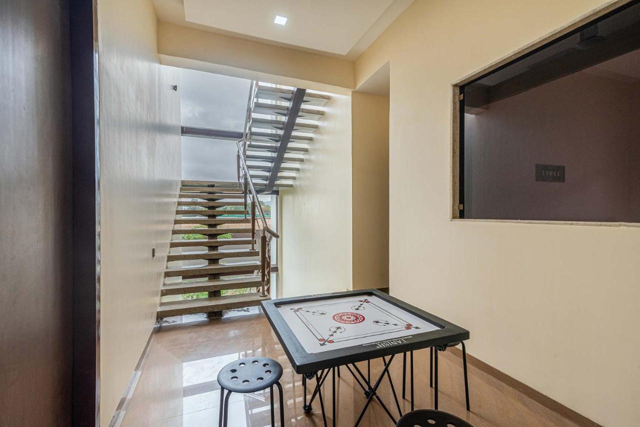 Sierra Skies: Mountain-View Villa with Rooftop Pool & Gym Lonavala Exterior photo